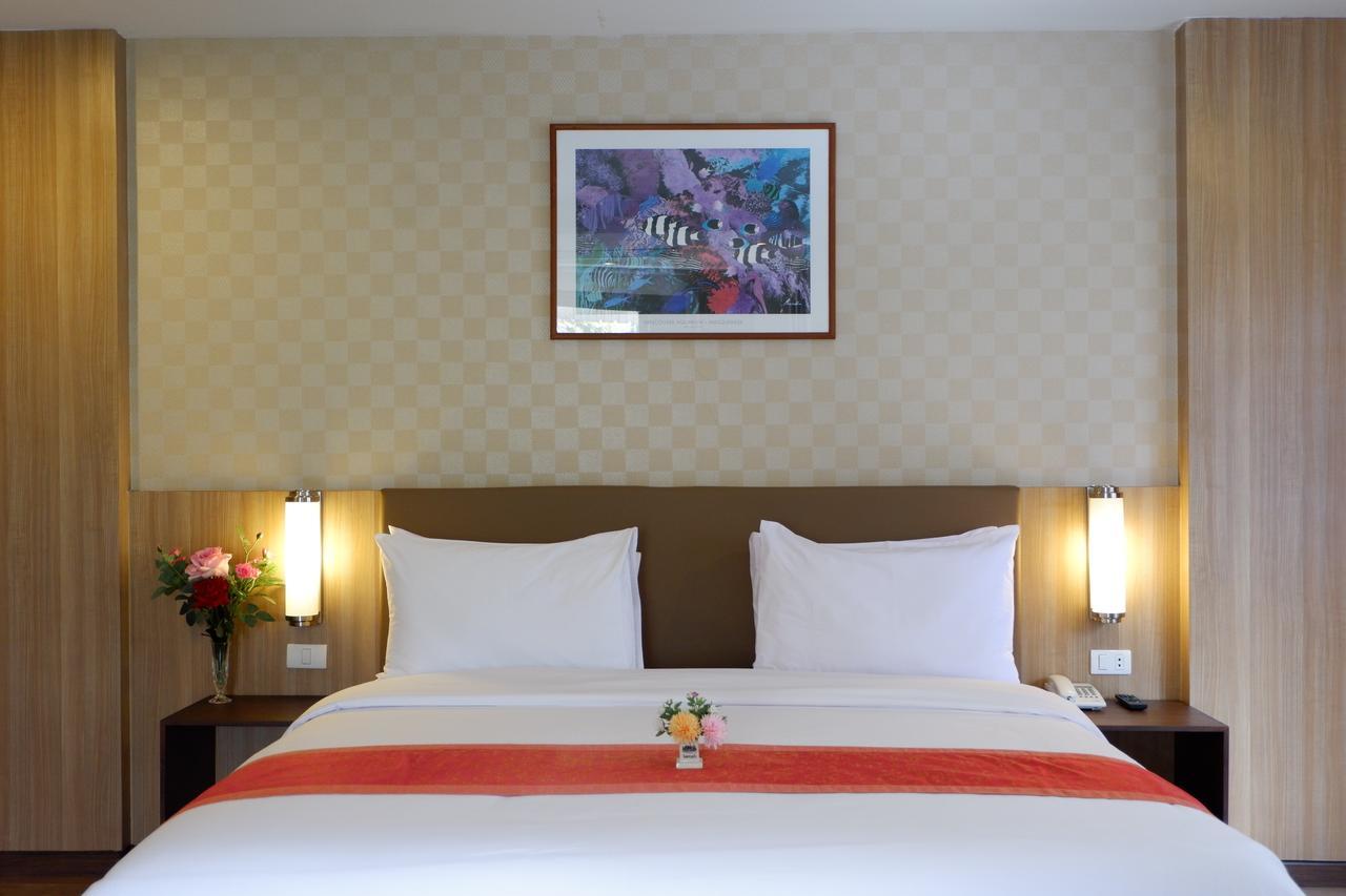 Dynasty Inn Bangkok Exterior photo